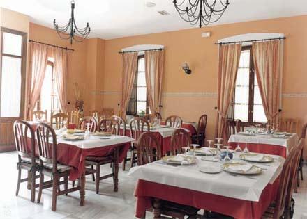 Hotel La Enrea Montefrio Restoran gambar